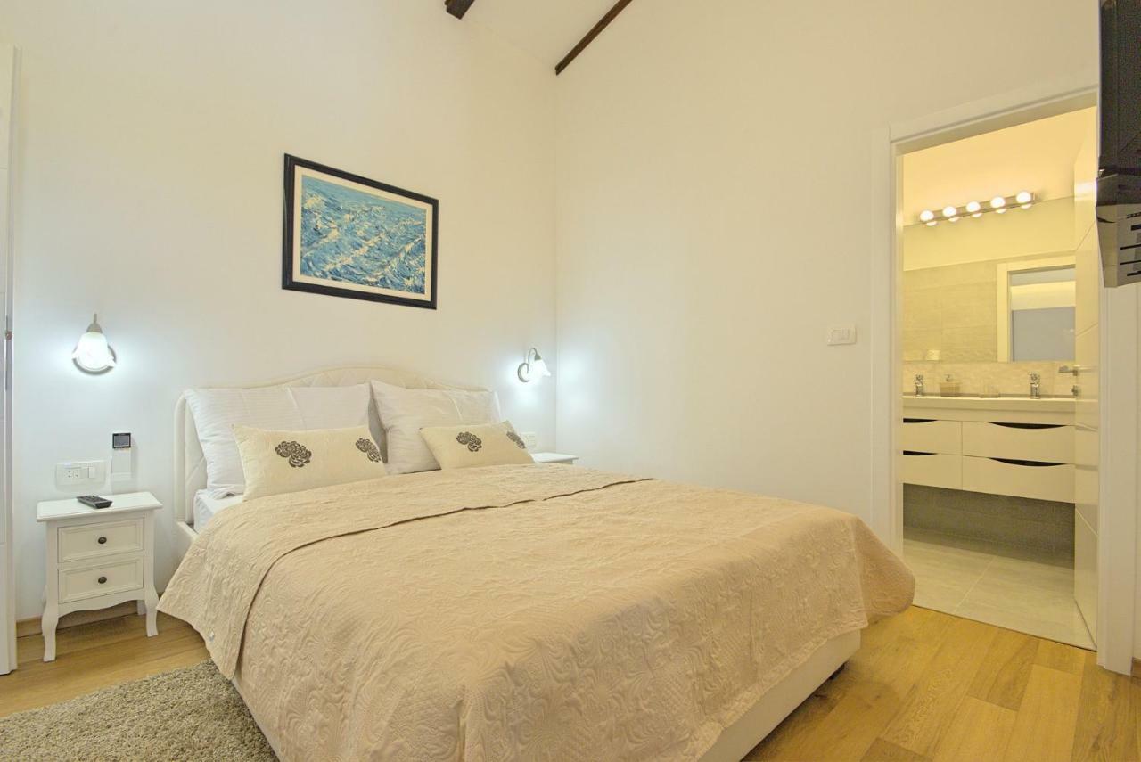 Villa Vespera Rosini Exteriér fotografie